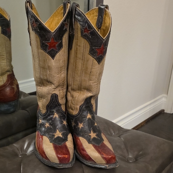 Old Gringo Red, Blue, and Cream Star Ankle Boots - Picture 5 of 16